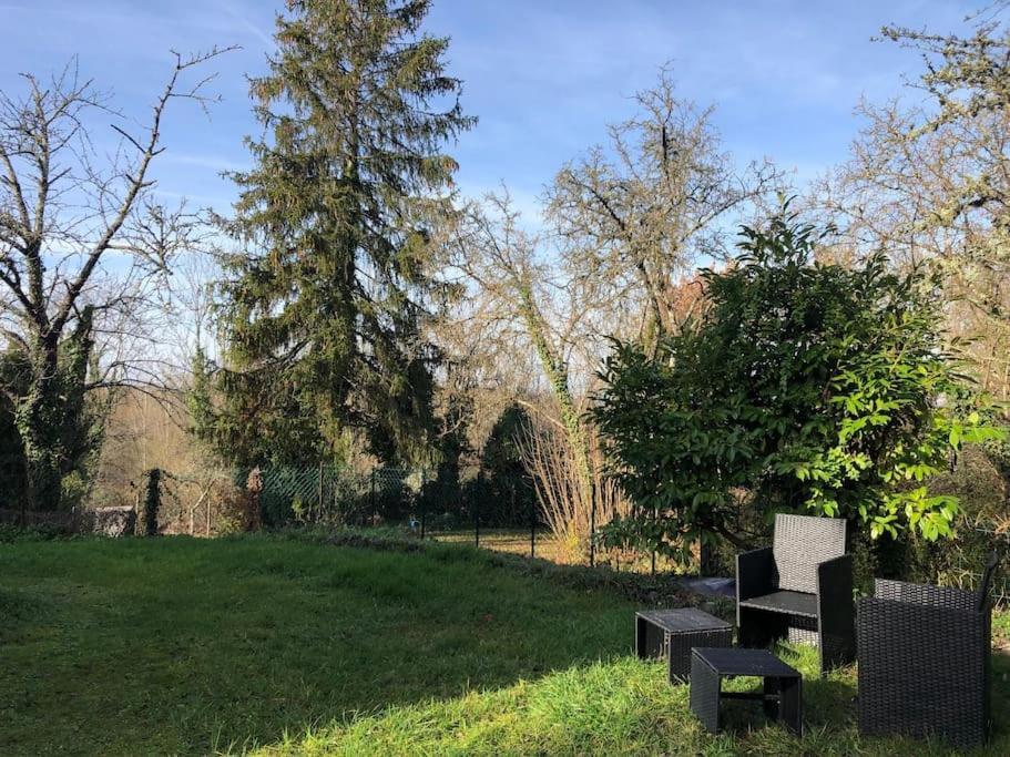 Charmant Gite En Perigord Vert Douchapt Exterior foto